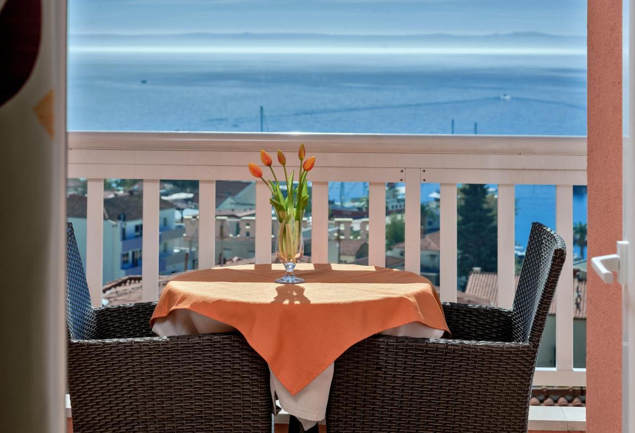 Apartmani Putnik Baška Voda Exterior foto