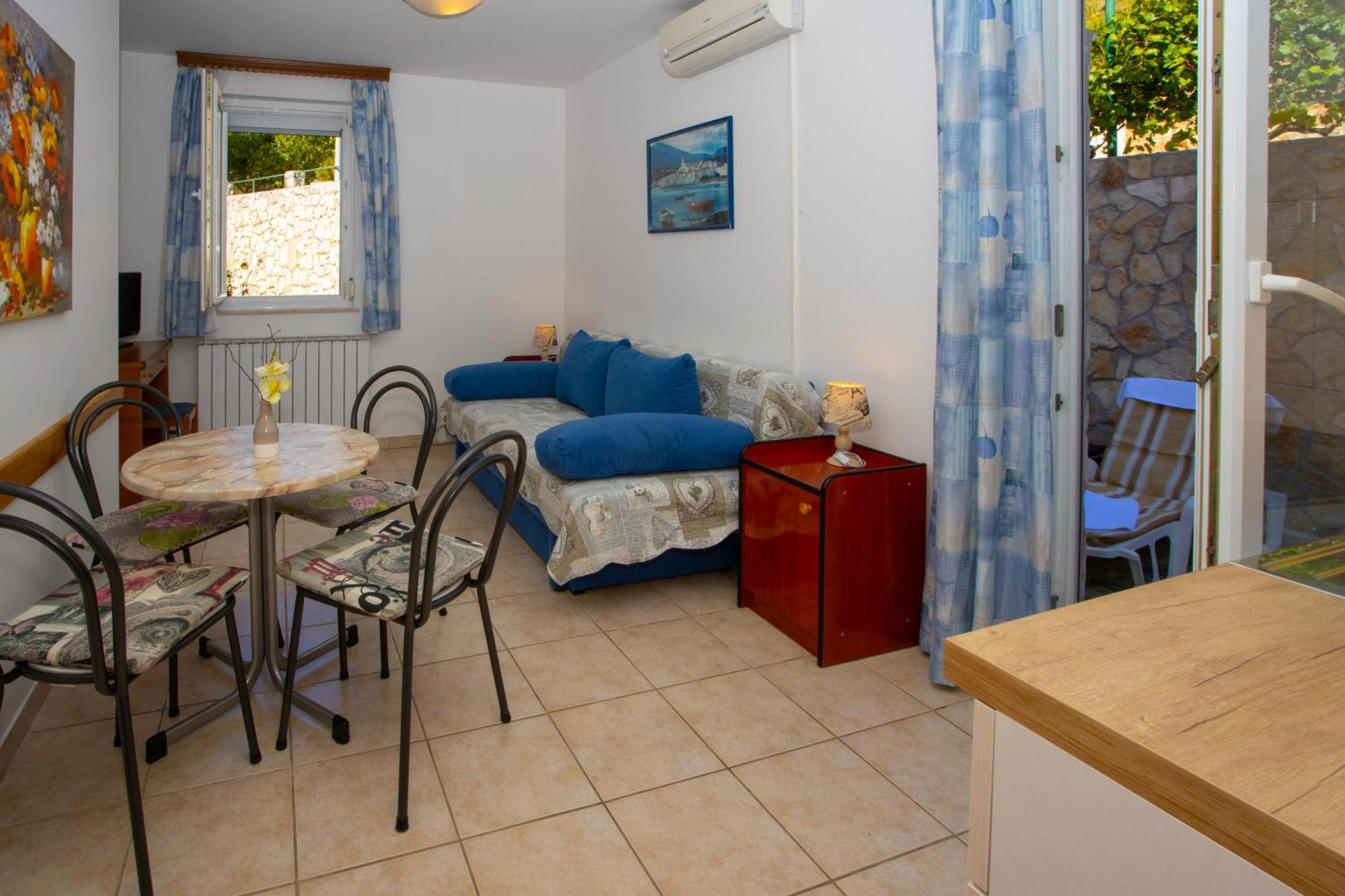 Apartmani Putnik Baška Voda Exterior foto