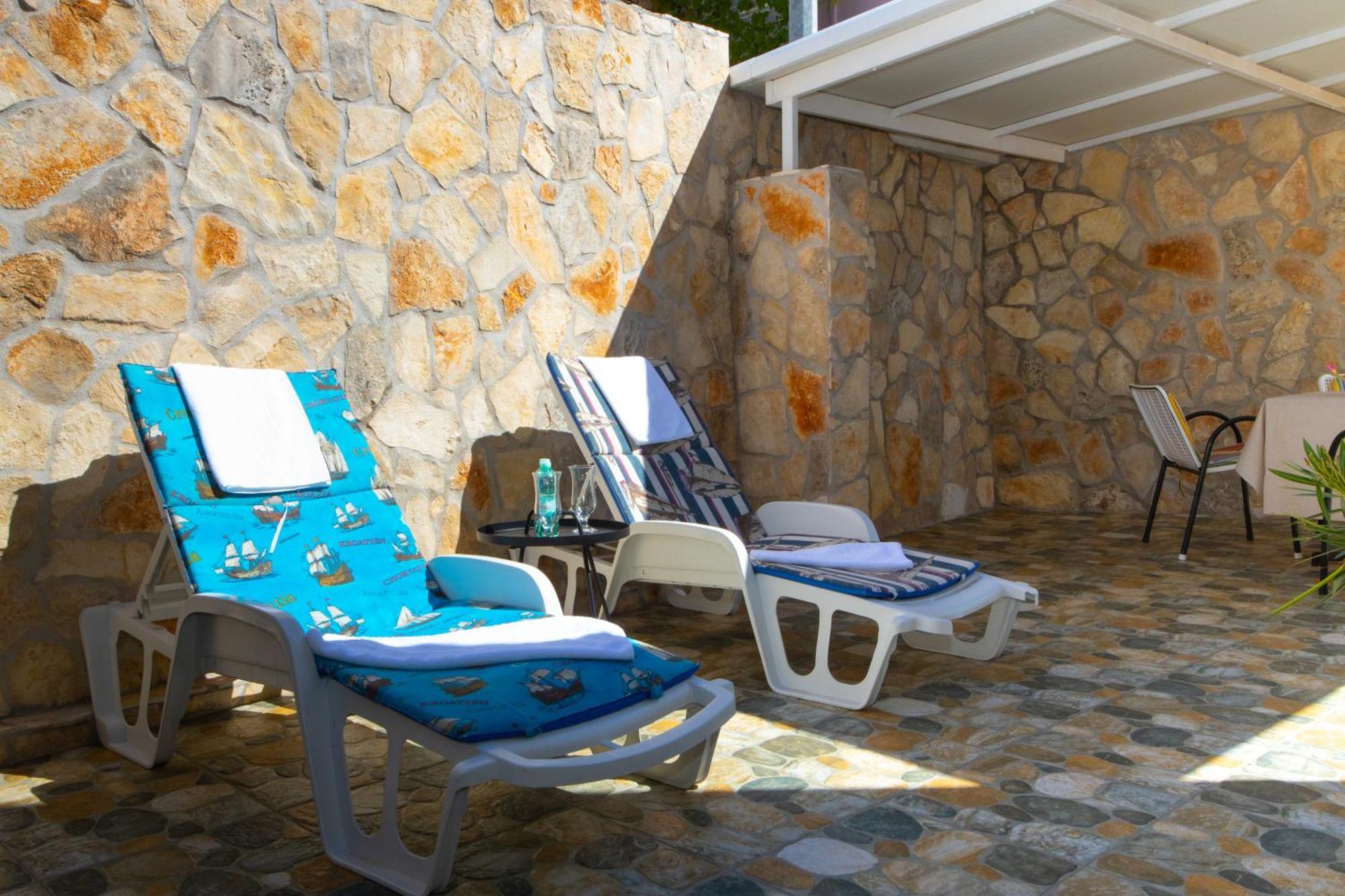 Apartmani Putnik Baška Voda Exterior foto