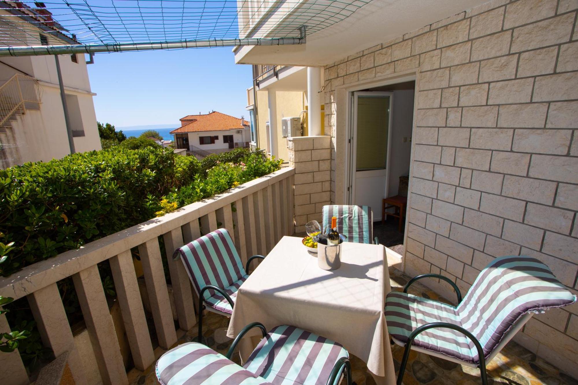 Apartmani Putnik Baška Voda Exterior foto